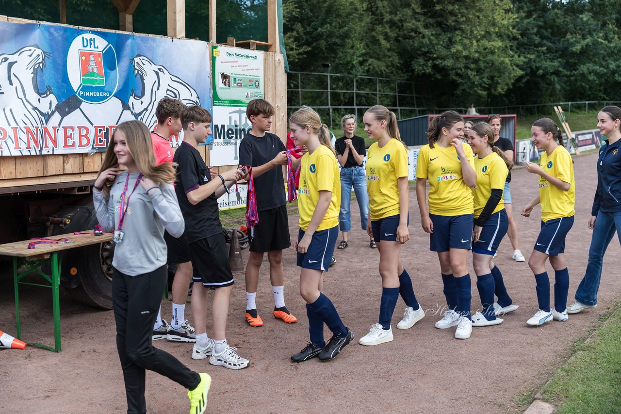 Bild 157 - Loewinnen Cup